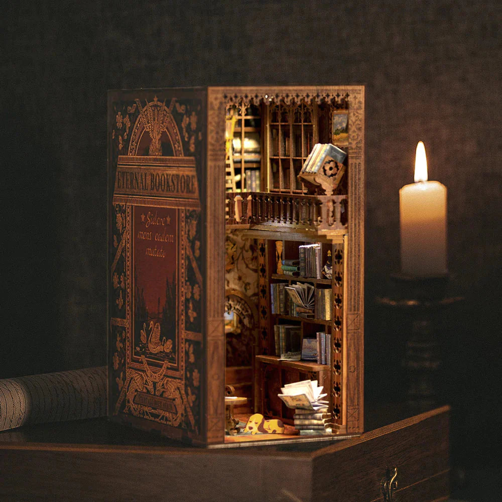 Harry Potter book nook  Book nooks, Harry potter miniatures