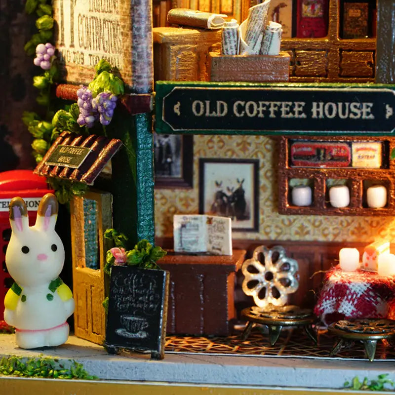 ’Box Theater’ Miniature Dollhouse Kit