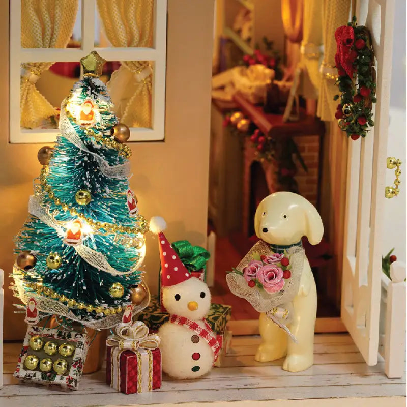 ’Holiday Time’ Miniature Dollhouse Kit