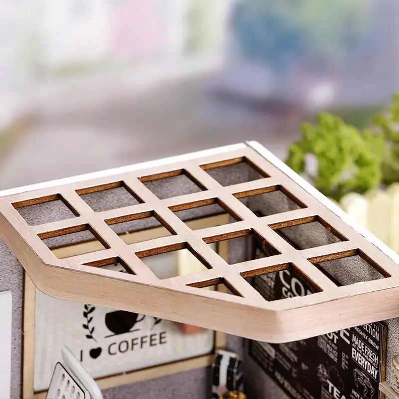 ’Leisurely Coffee Shop’ Miniature Dollhouse Kit