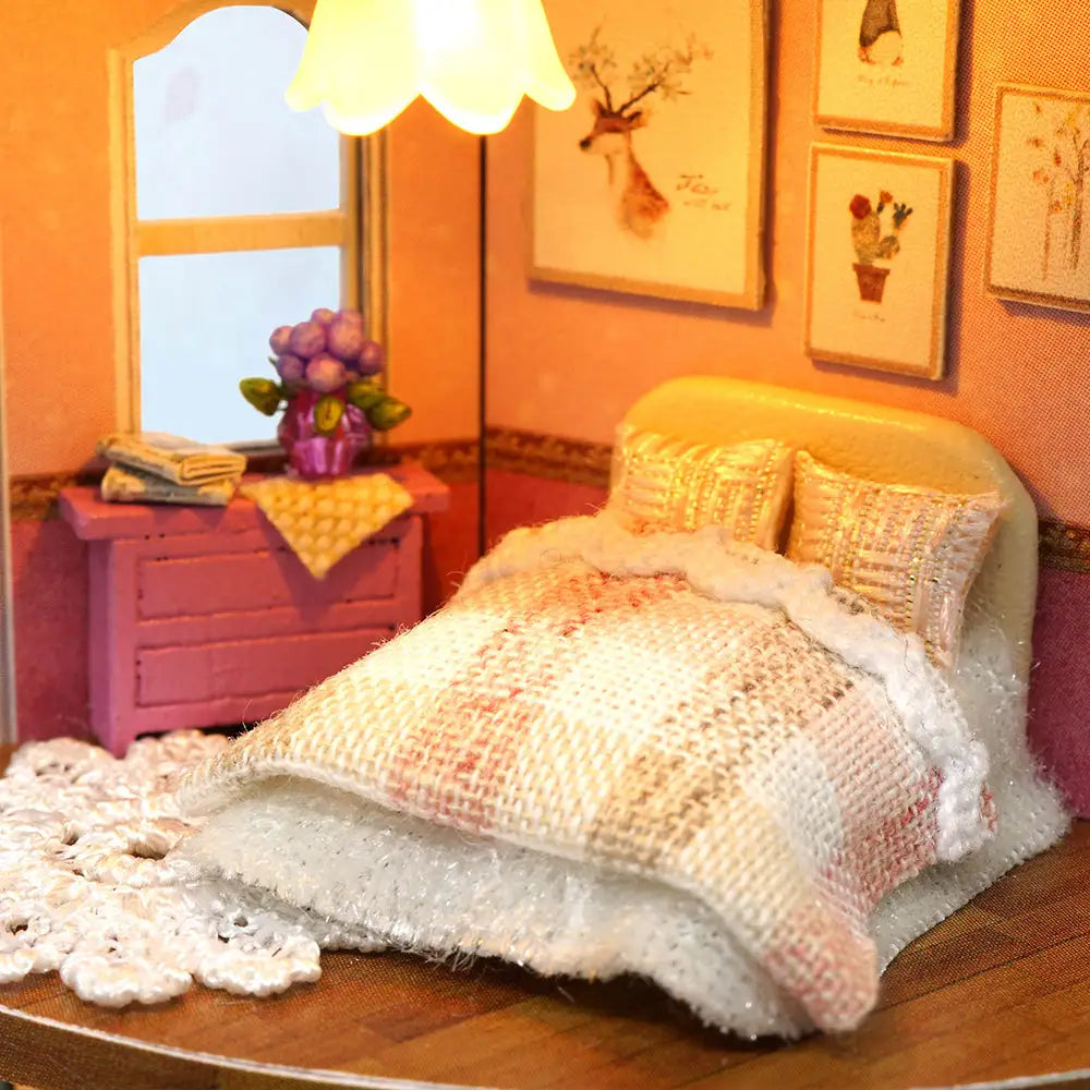 ’Meet at the Corner’ Miniature Dollhouse Kit