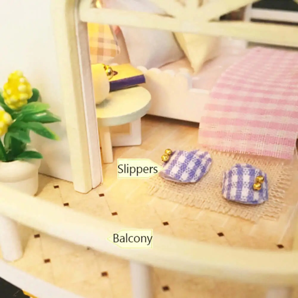 ’Pink Loft’ DIY Miniature House Kit