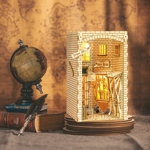 Diagon Alley Book Nook Kit