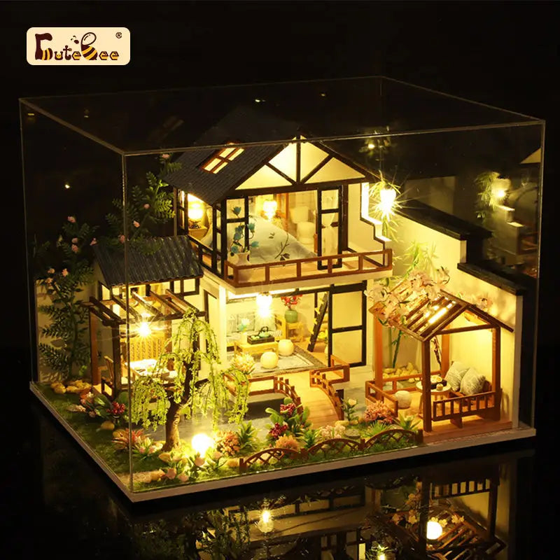 ’Bamboo Courtyard’ Miniature Dollhouse Kit