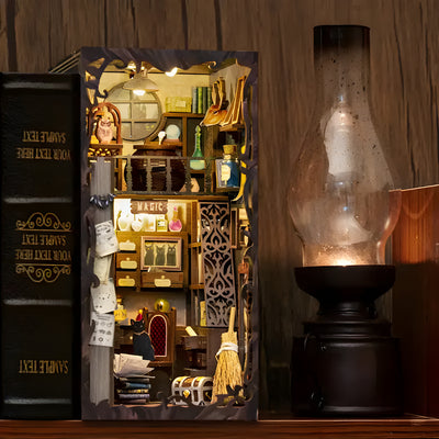 Magic Pharmacist Book Nook Kit