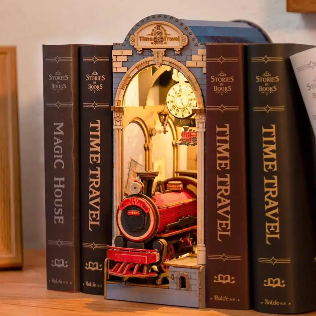 The Time Machine (Inspired by the Jacobite Train) Book Nook