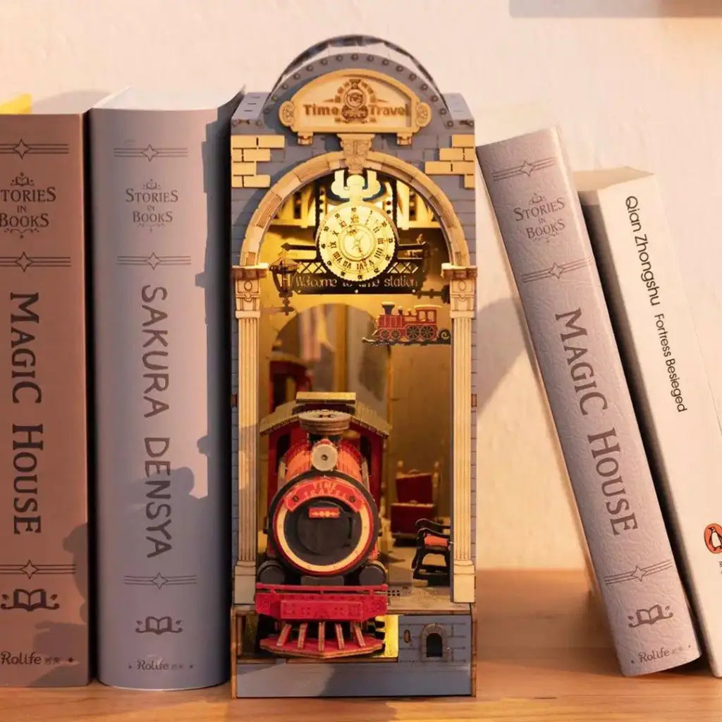 The Time Machine (Inspired by the Jacobite Train) Book Nook