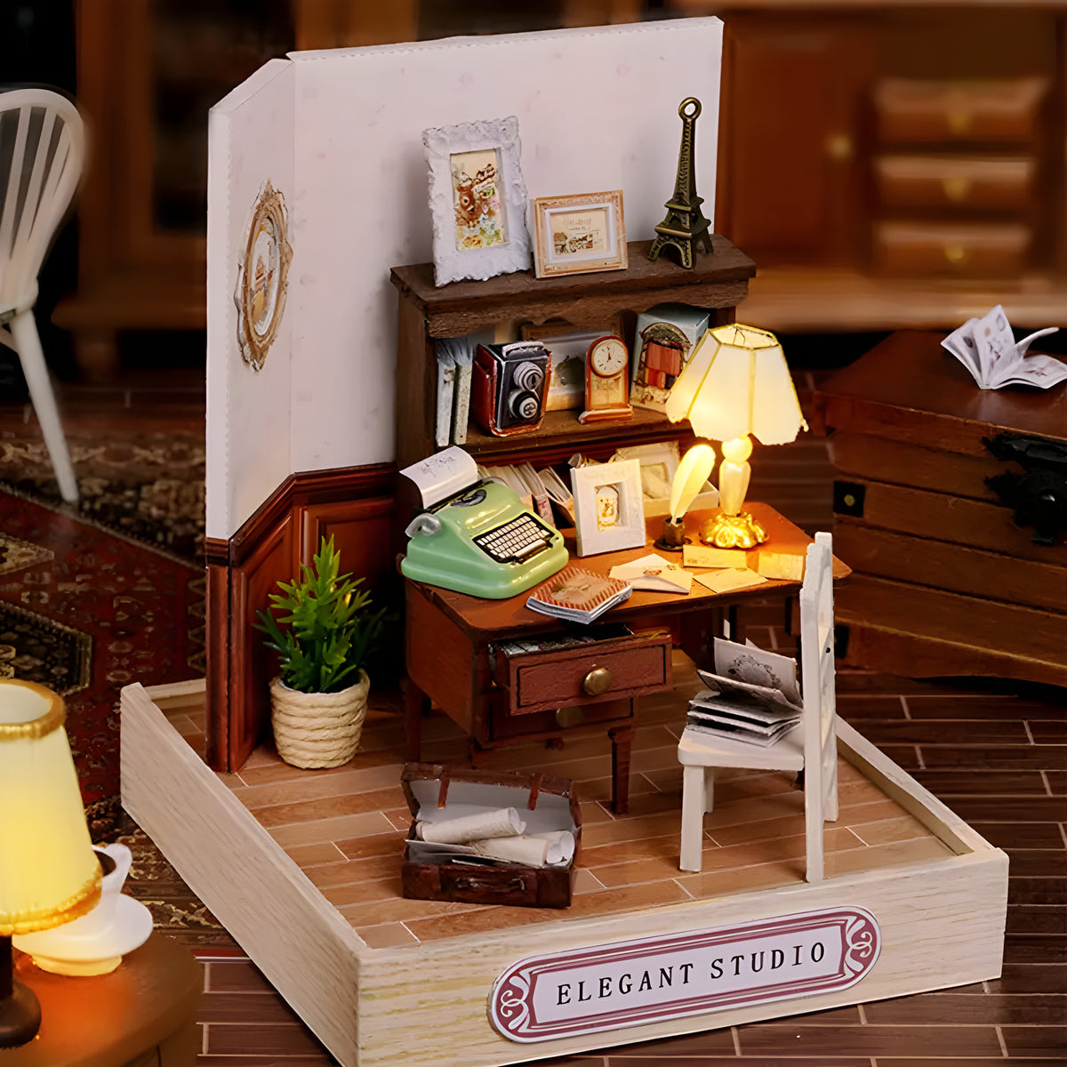 ’Corner of Happiness’ Miniature Dollhouse Kit