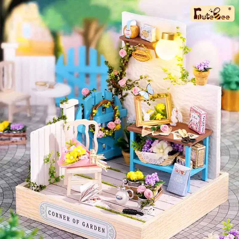 ’Corner of Happiness’ Miniature Dollhouse Kit