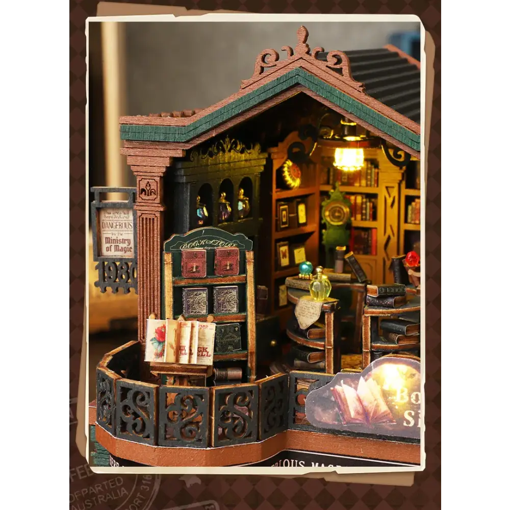 DIY World of Warcraft Miniature House Kit