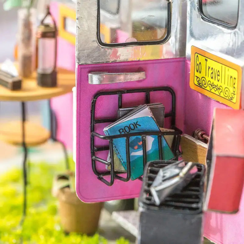 Jane's Caravan DIY Miniature House Kit