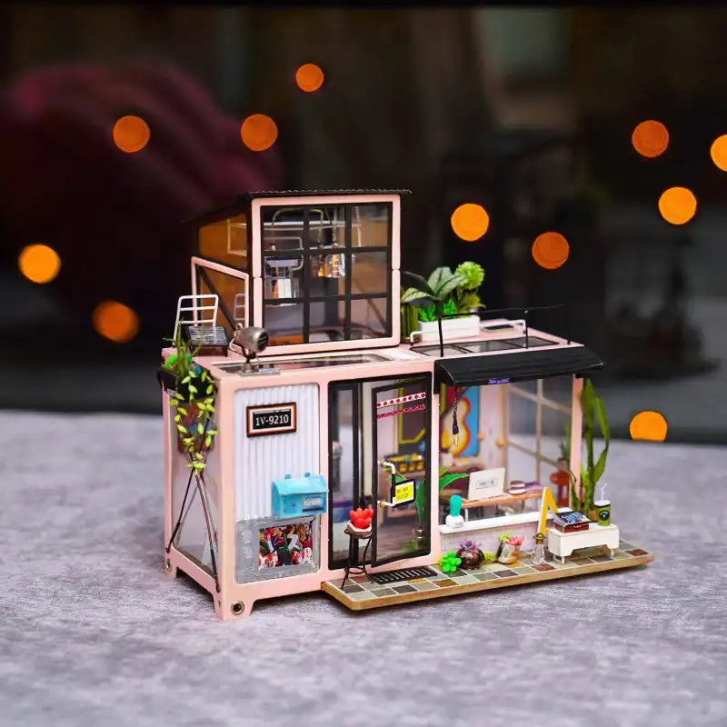 Kevin's Bachelor Studio DIY Miniature House Kit