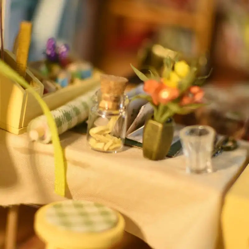 Lisa's Tailor Room DIY Miniature House Kit