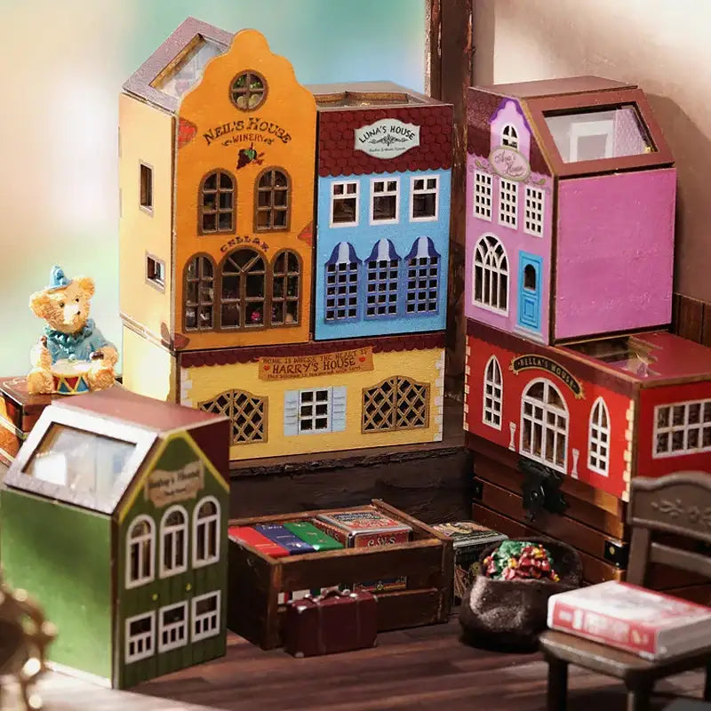 Miniature Dollhouse – Wooden DIY Assembly Kit