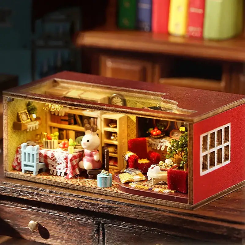 Miniature Dollhouse – Wooden DIY Assembly Kit