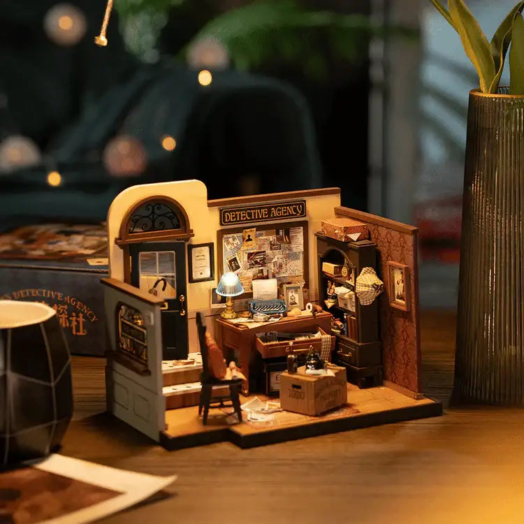 Mose’s Detective Agency DIY Miniature House Kit