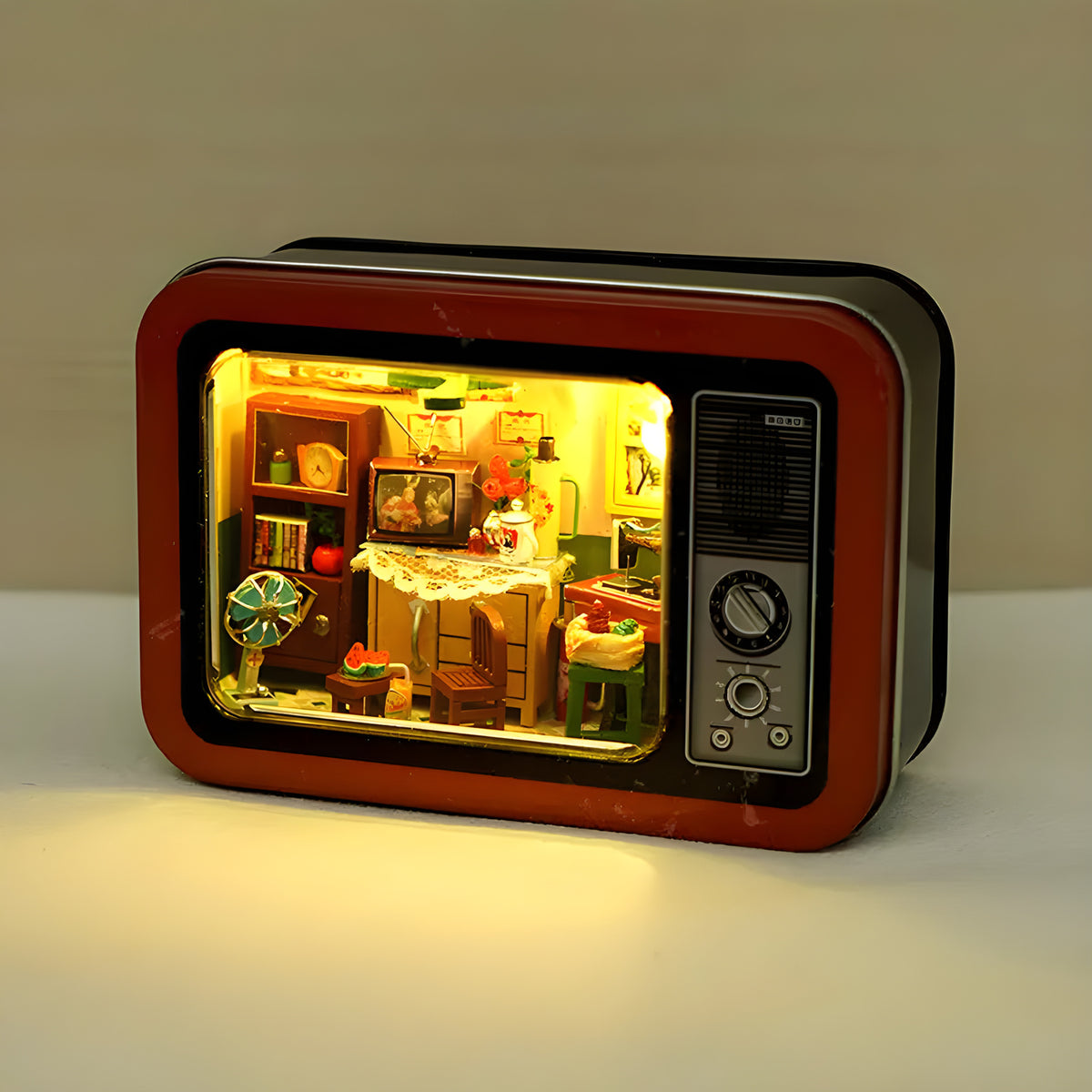 Retro TV Miniature Dollhouse Kit