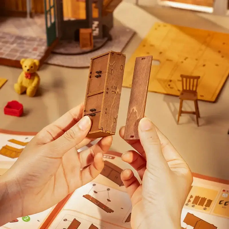 Tipsy Restaurant DIY Miniature Kit