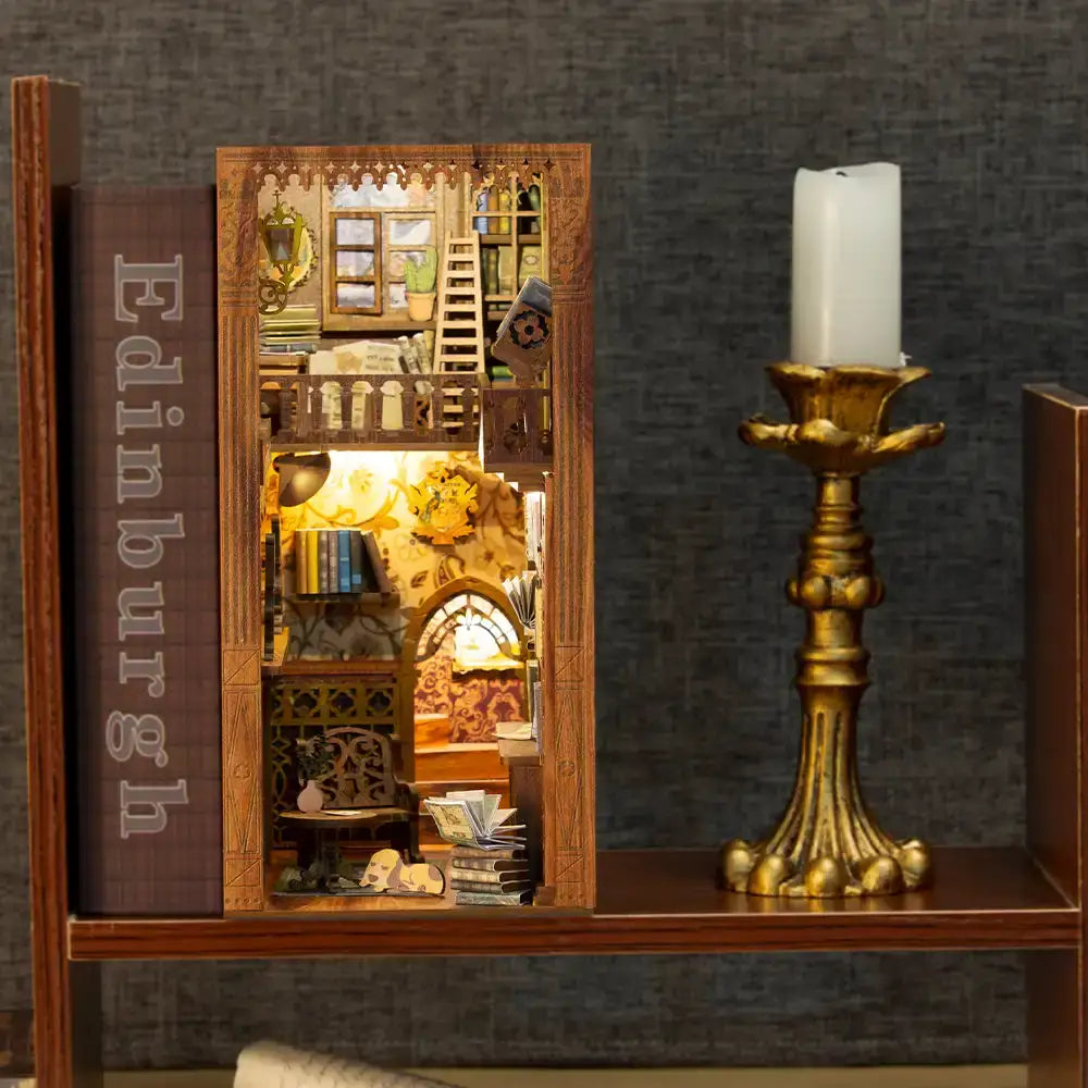 Eternal Bookstore Book Nook Kit